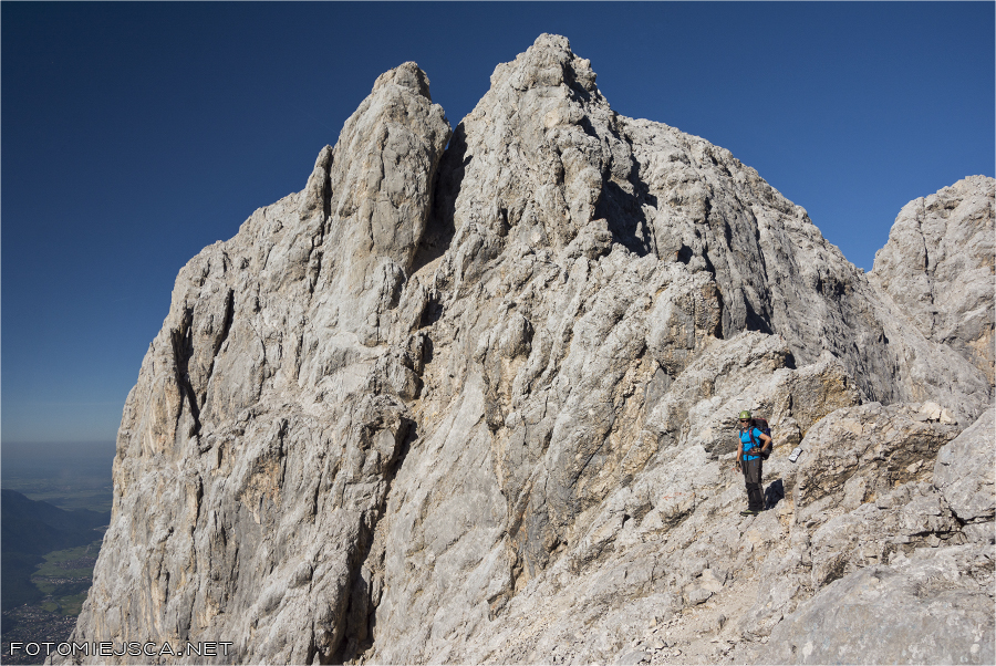 widok na Hochblassen Jubiläumsgrat Grań Jubileuszowa z Alpspitze na Zugspitze Alpy Bawarskie