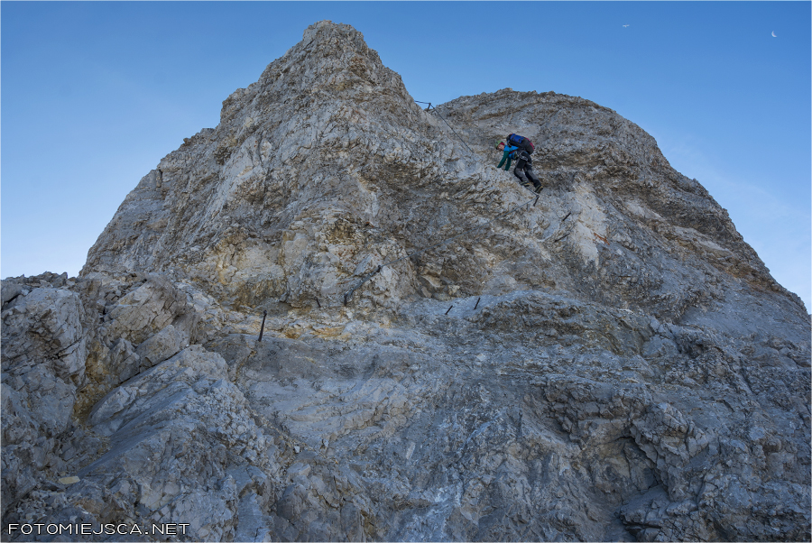 zejście z Mittlere Höllentalspitze Jubiläumsgrat Grań Jubileuszowa na Zugspitze Alpy Bawarskie