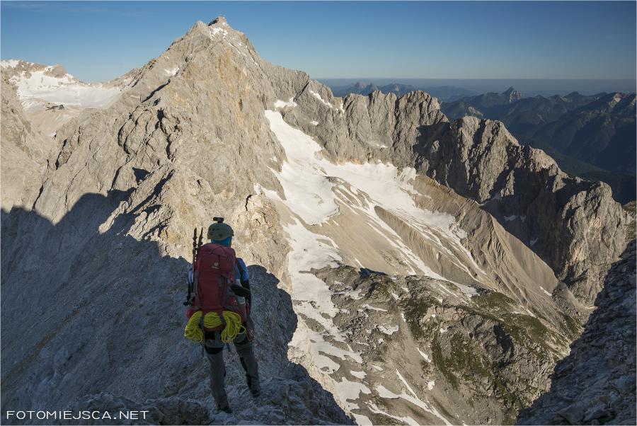 zejście z Mittlere Höllentalspitze Jubiläumsgrat Grań Jubileuszowa na Zugspitze Alpy Bawarskie