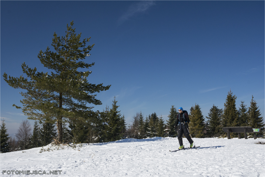 Potrójna punkt widokowy Beskid Mały skitury zima w górach