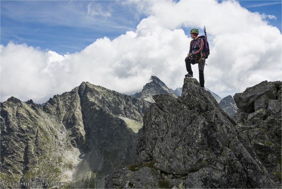 widok na Rysy Wysoką Mięguszowiecki Szczyt Czarny Tatry Wysokie Słowackie
